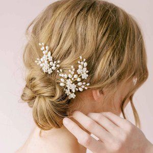 Baby's breath pearl and crystal pin set of 2